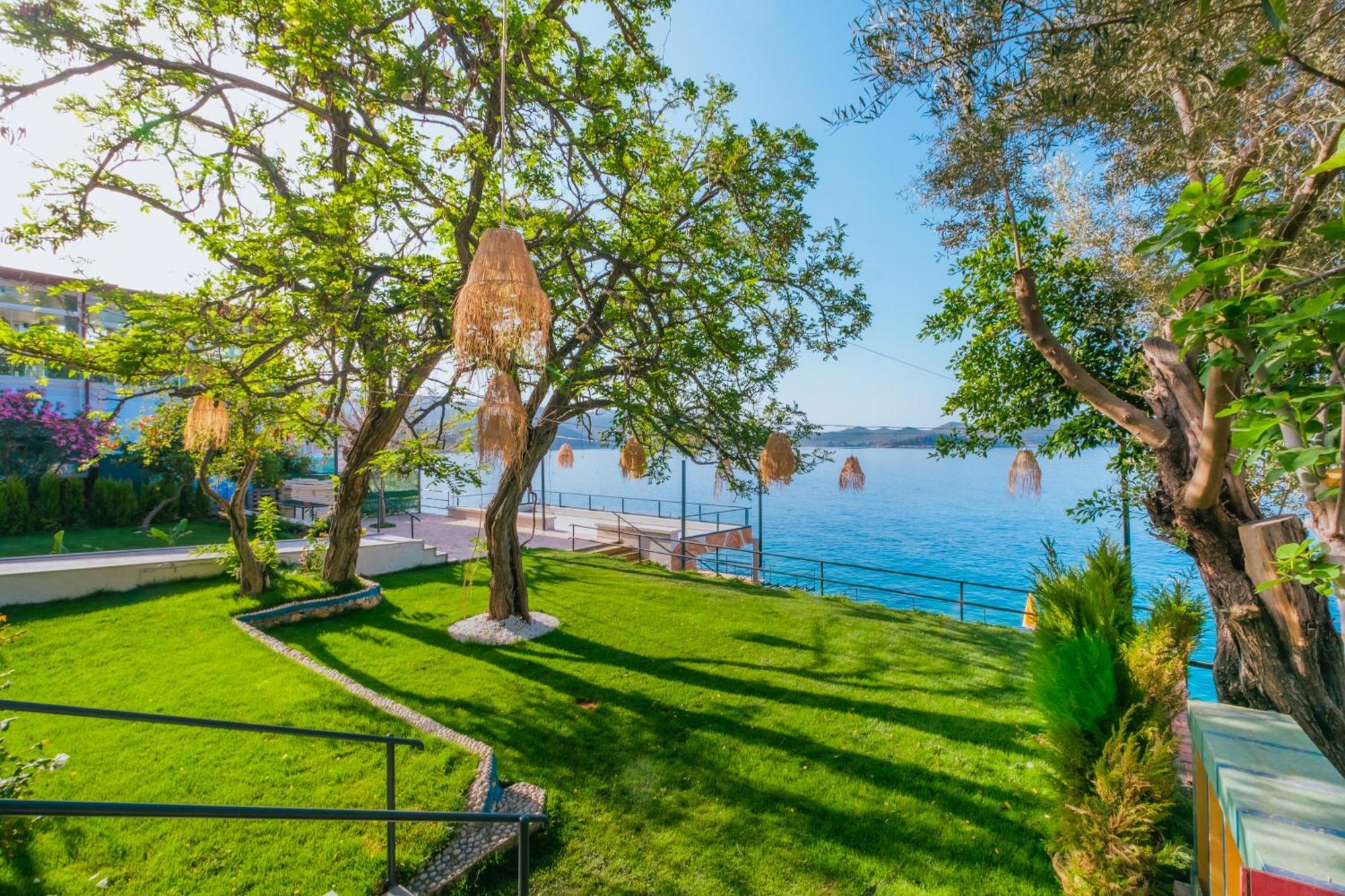 Sardunya Andifli Otel Kaş Exterior foto